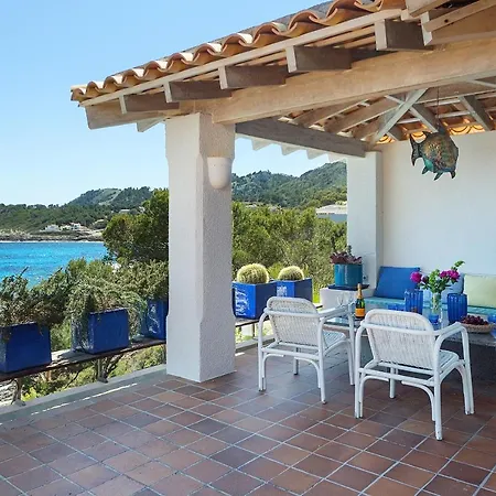 Front Line Sea In Mallorca Up To 6 Guests